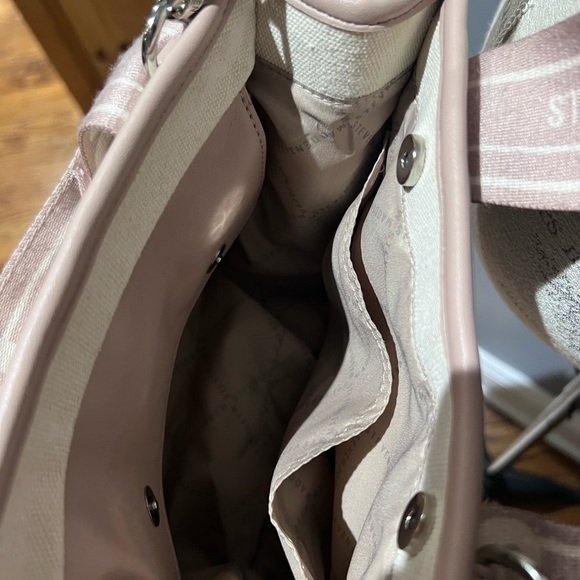 Steve Madden Bwebber Convertible Tote Bag White Pink - Picture 5 of 7